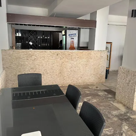 Vivelle Hotel